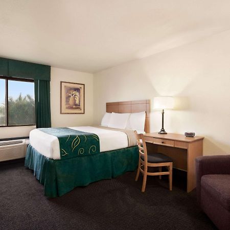 Travelodge By Wyndham Pecos Esterno foto