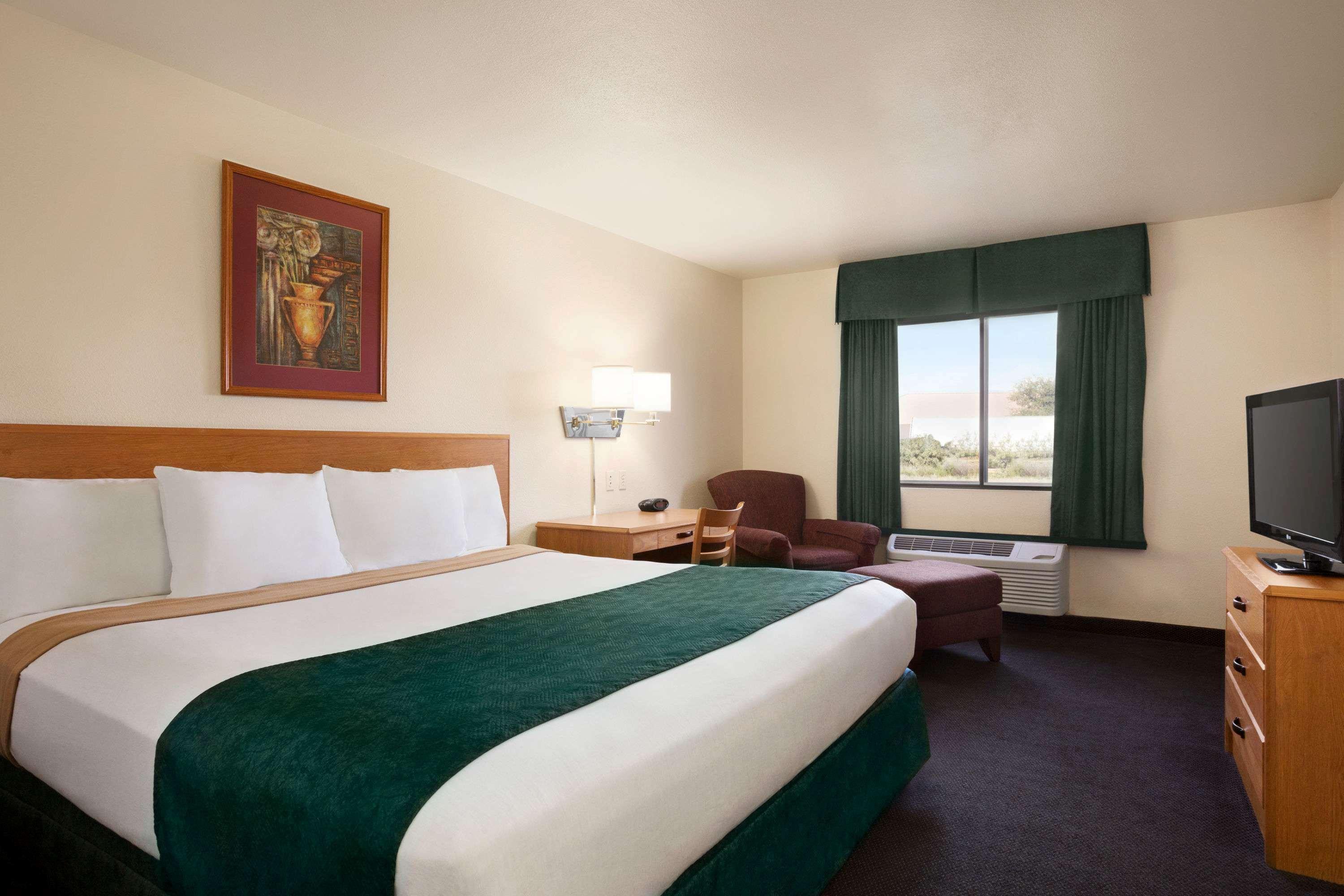 Travelodge By Wyndham Pecos Esterno foto